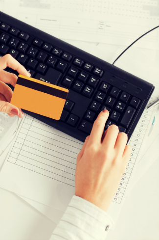 Why Should Your Business Apply for a Credit Card